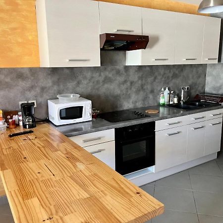 Le Puy-en-Velay Appartement 2 Chambres - Lits King Size - Wifi - Baignoire מראה חיצוני תמונה