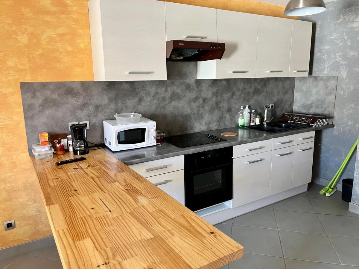 Le Puy-en-Velay Appartement 2 Chambres - Lits King Size - Wifi - Baignoire מראה חיצוני תמונה