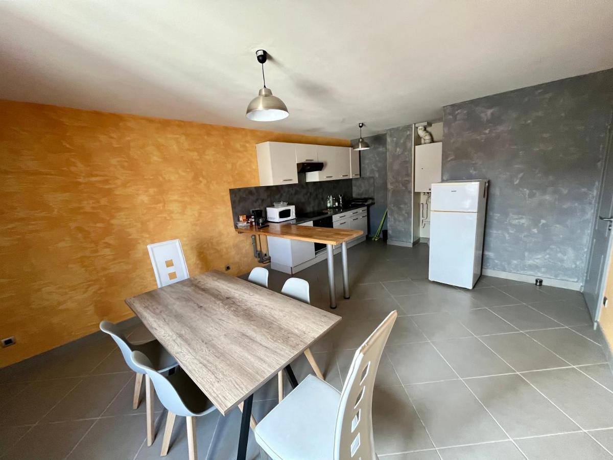 Le Puy-en-Velay Appartement 2 Chambres - Lits King Size - Wifi - Baignoire מראה חיצוני תמונה